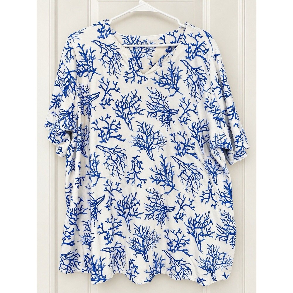 Croft & Barrow Women's Plus 2X White Blue Coral Print Round Neck T-Shirt